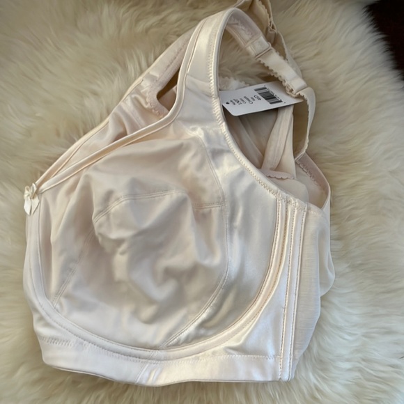 Elila Cream Wirefree Bra 1307 Satin Microfiber Softcup 44D 46D 38E/DD 42E 44C - Picture 2 of 11